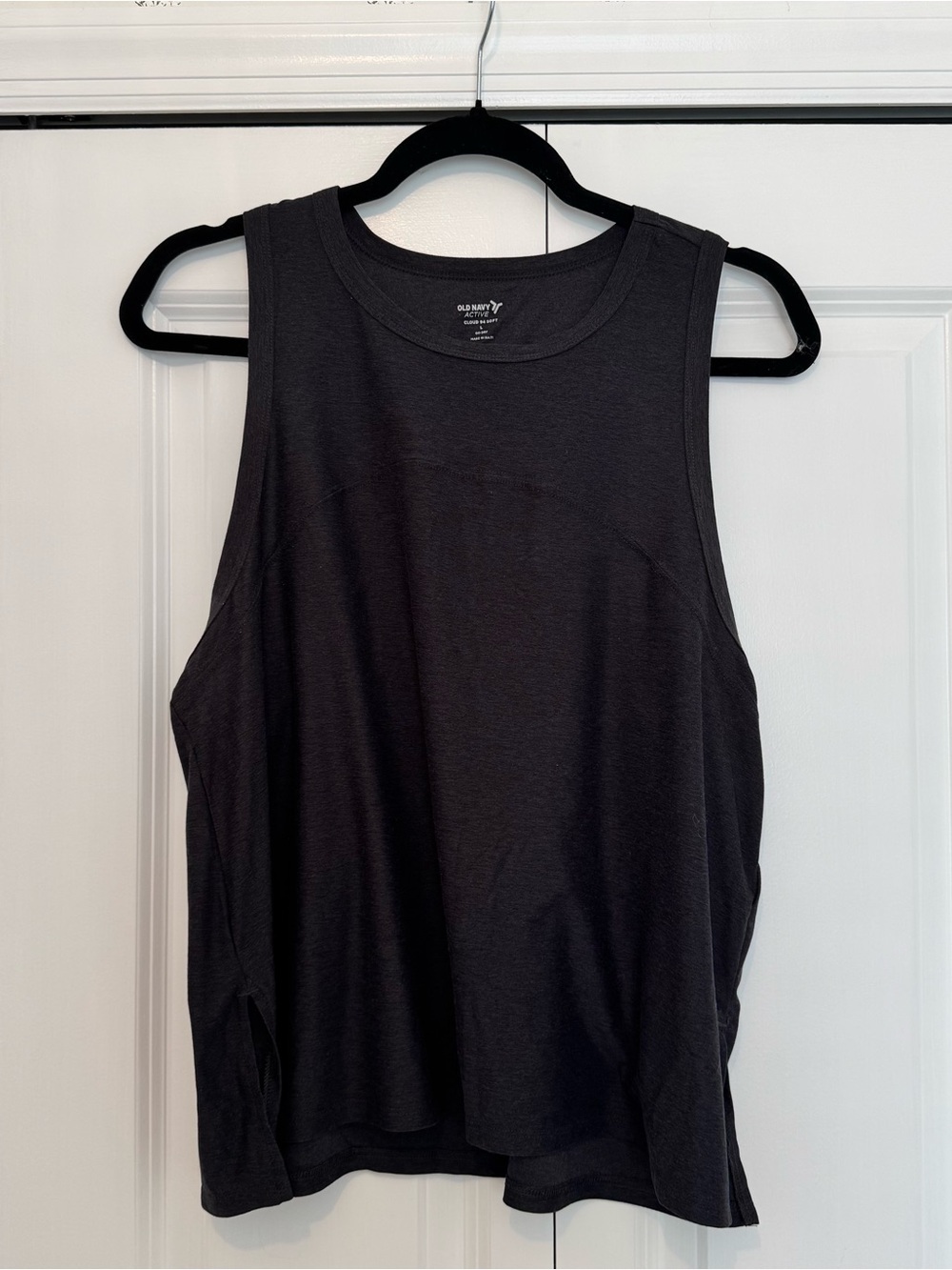 Old Navy Charcoal Grey Sleeveless Workout Tank Top